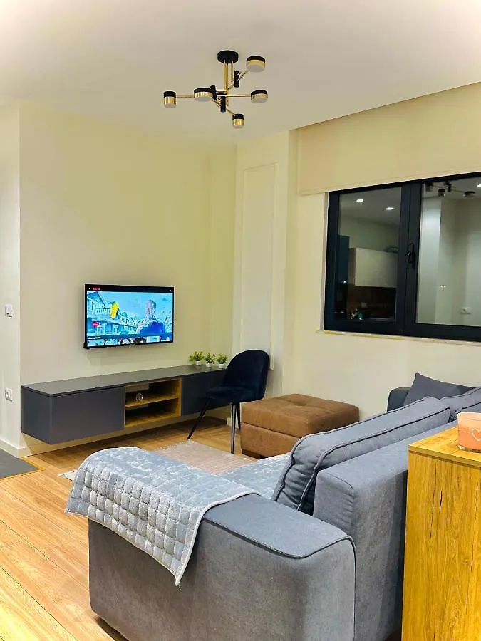 Charming And Bright Tirana Center Apartament Apartment